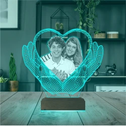 Kalp El Sevgiliye Hediye Fotoğraflı 3D Lamba - Masa Gece Lambası Kalp El Sevgiliye Hediye Fotoğraflı 3D Lamba - Masa Gece Lambası